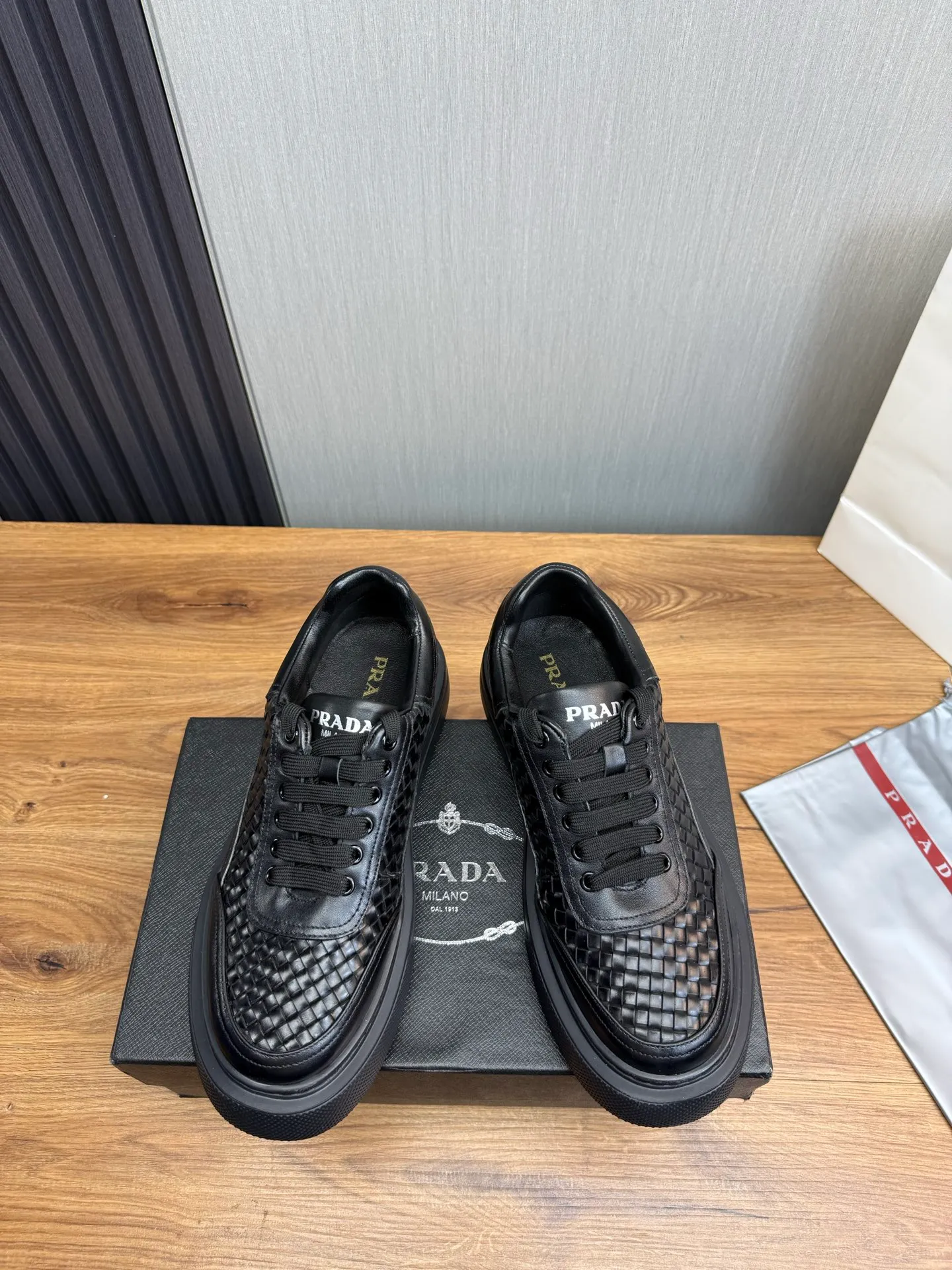 Men's shoes 💰440💰 PRADA【Prada】Men's new casual shoes ⬆️Imported cowhide + genuine leather lining. Anti-slip outsole, 38-44 (customized at 45)